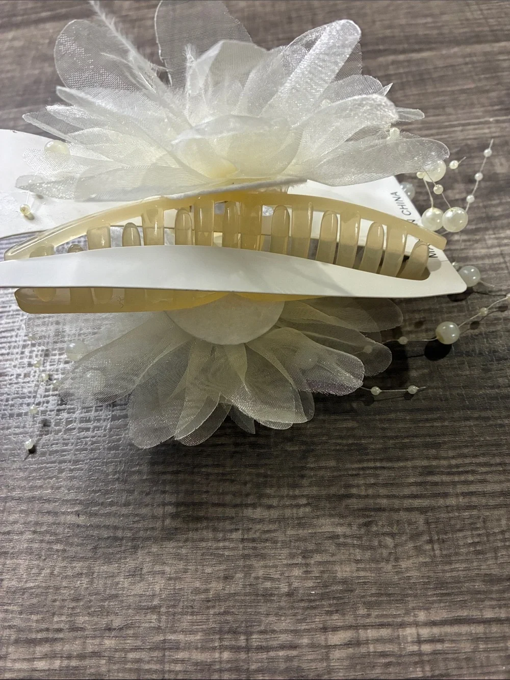 Fashion Jewelry Ivory Pearl Floral Hair Clip